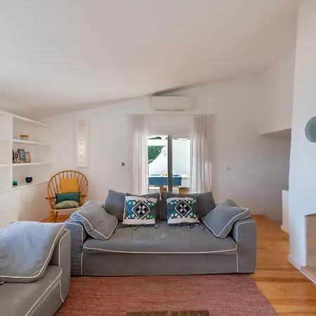 Σπίτι διακοπών Recently Renovated 4 Bdr With Ocean Views Alvor