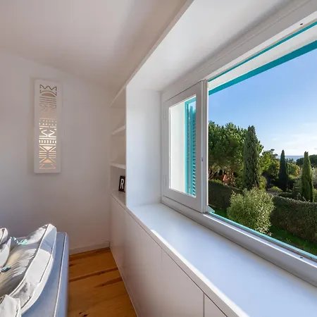 Recently Renovated 4 Bdr With Ocean Views Σπίτι διακοπών *