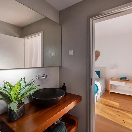 Recently Renovated 4 Bdr With Ocean Views Holiday home Alvor