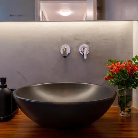 Σπίτι διακοπών Recently Renovated 4 Bdr With Ocean Views Alvor