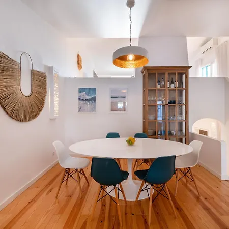 Recently Renovated 4 Bdr With Ocean Views Σπίτι διακοπών Alvor