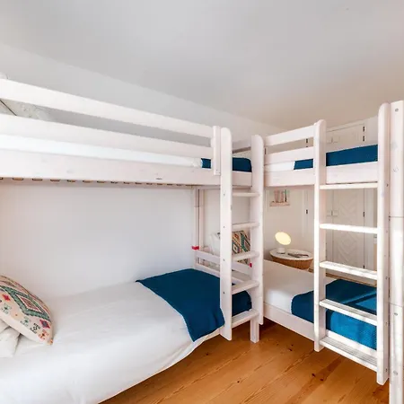 Recently Renovated 4 Bdr With Ocean Views Alvor